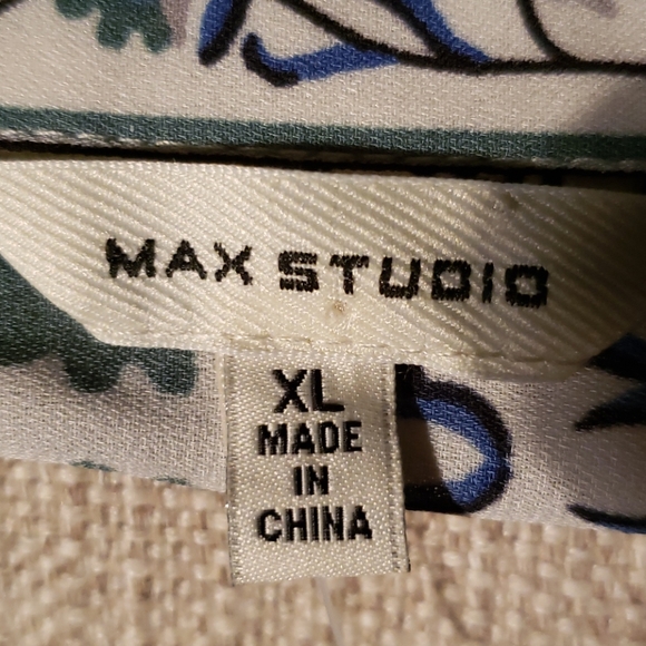 Max Studio - Picture 6 of 6